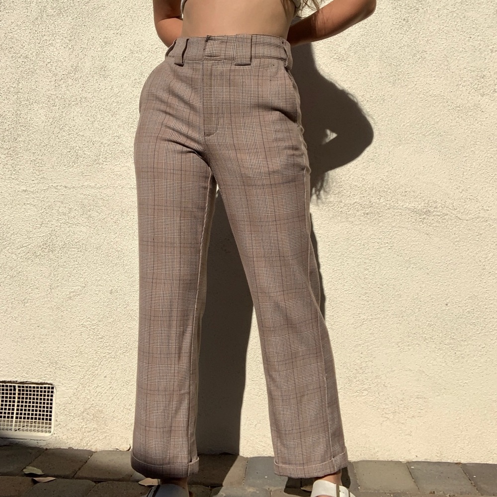 SOLD ON DEPOP DICKIES Tan Womens Work Pants 🤎